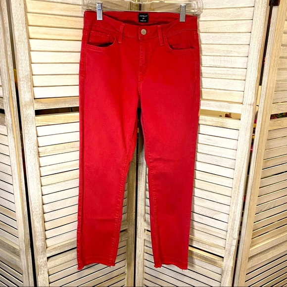 JUST BLACK Slim Straight Capri Jean - 4 - Picture 2 of 14